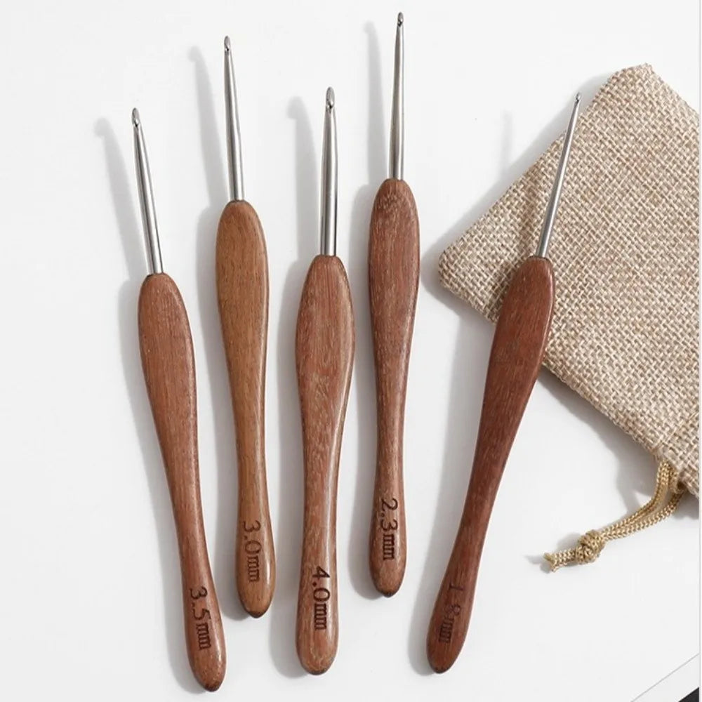 Sandalwood Crochet Hook 2.0–6.0mm – Stainless Steel Tip Crochet Hook HIP