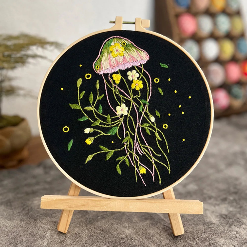 New Cartoon Jellyfish with 20cm Plastic Circle Cross Embroidery Tool DIY Craft Jewelry 3D Cartoon Cross Embroidery Craft Set HIP