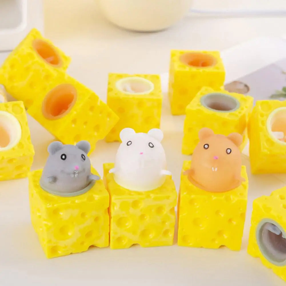 Creative Mouse In Cheese Squeeze Toy Soft Silicone Stress Relief Fidget Toy Funny Slow Rising Squishy For Kids Adults Gift HIP