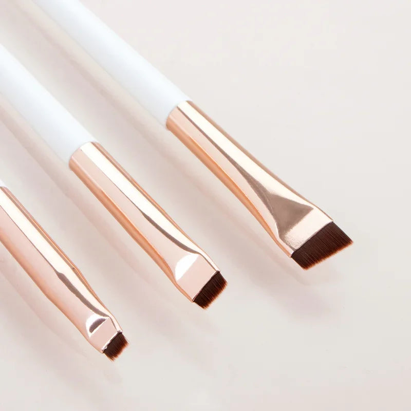 3-Piece Eyeliner & Eyebrow Brush Set – Flat Blade Makeup Brushes Eye Makeup Brush Set HIP