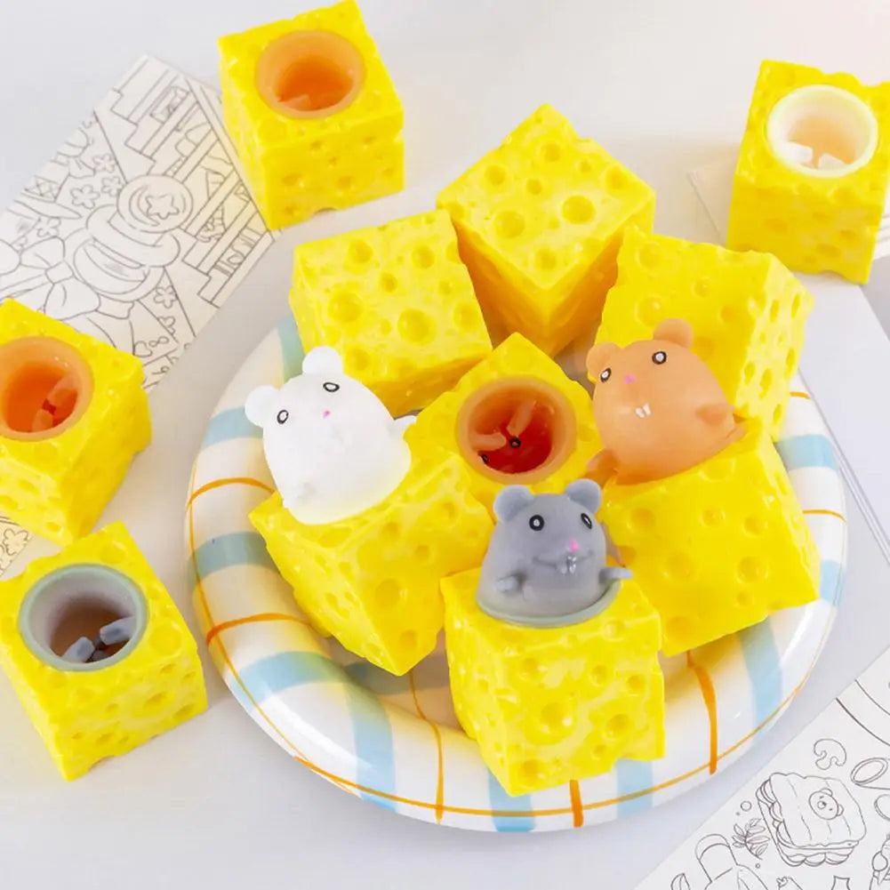 Creative Mouse In Cheese Squeeze Toy Soft Silicone Stress Relief Fidget Toy Funny Slow Rising Squishy For Kids Adults Gift HIP