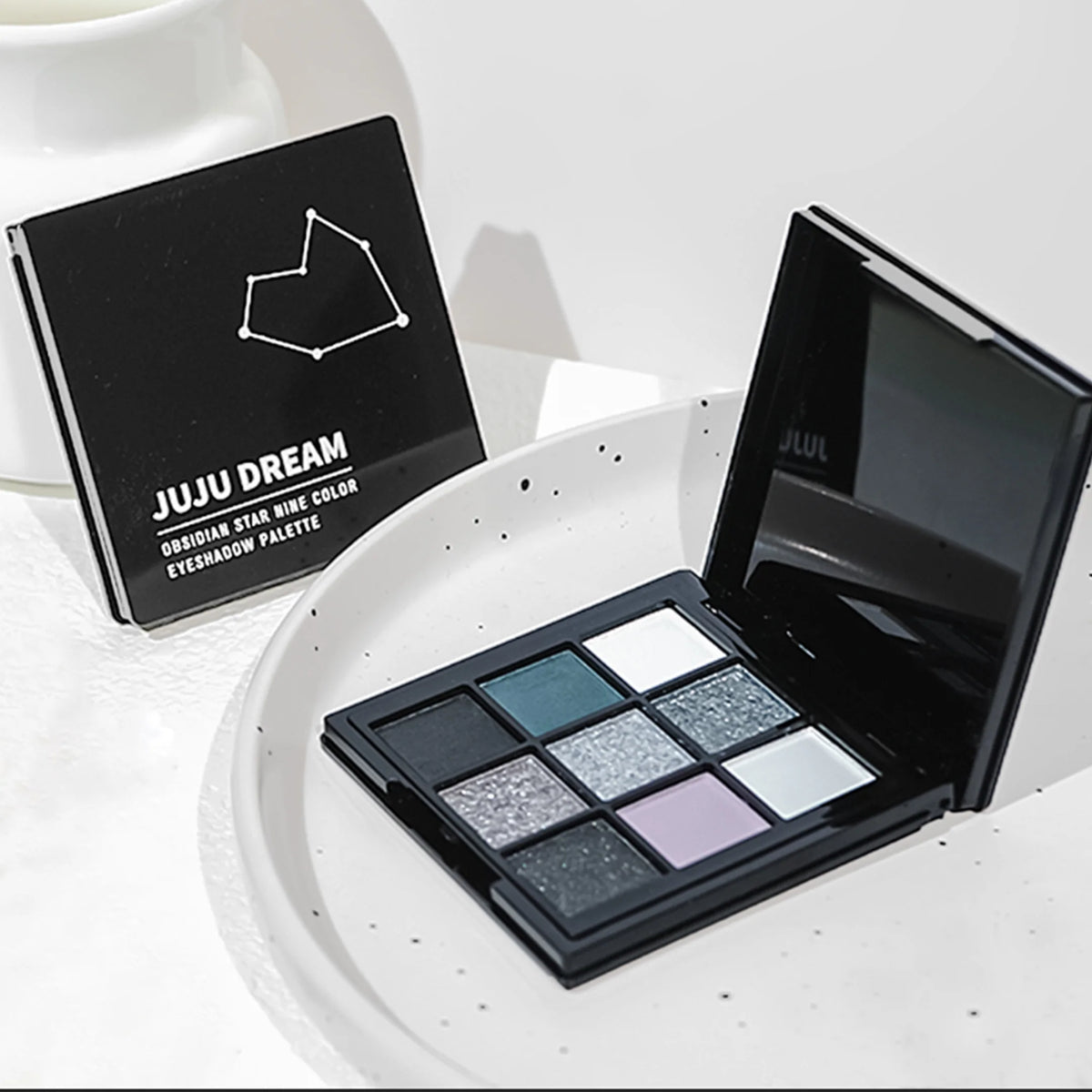 JUJU Dream Black Swan 9-Color Smoky Eyeshadow Palette Eyeshadow Palette HIP