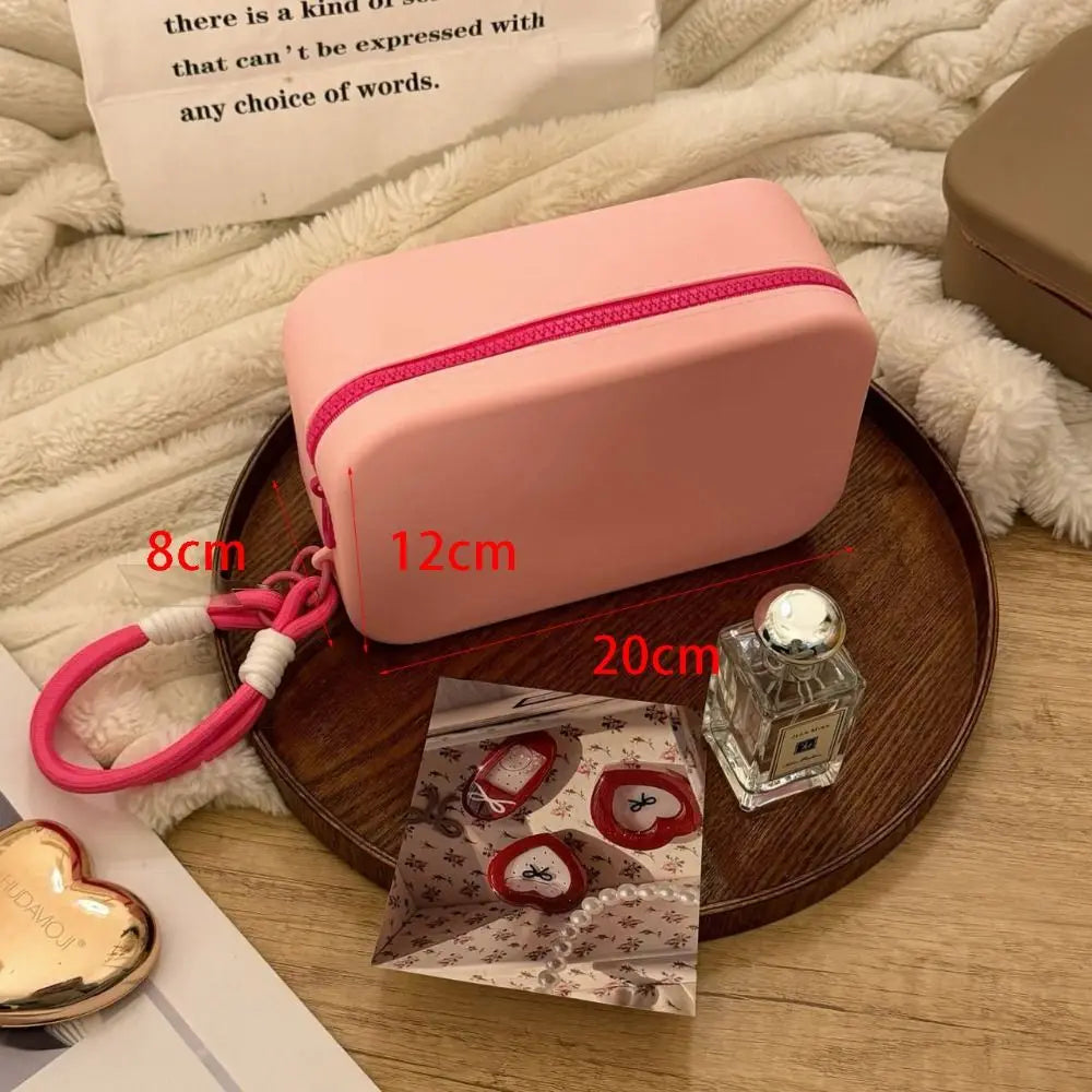 Portable Silicone Travel Bag – Waterproof Zipper Toiletry Pouch Silicone Toiletry Bag HIP