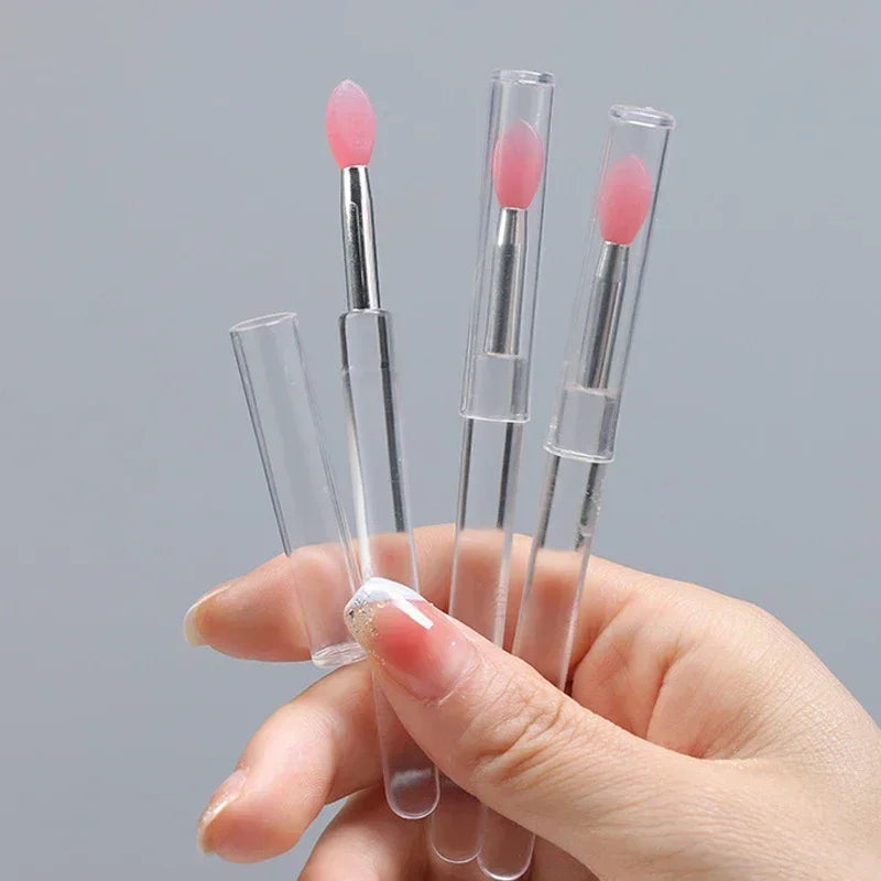 Silicone Lip & Eyeshadow Brush with Dustproof Cover | HIP Silicone Makeup Brush HIP