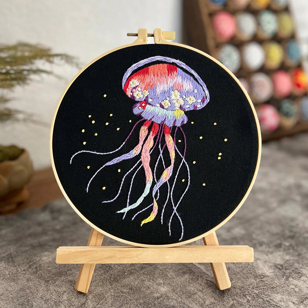 New Cartoon Jellyfish with 20cm Plastic Circle Cross Embroidery Tool DIY Craft Jewelry 3D Cartoon Cross Embroidery Craft Set HIP