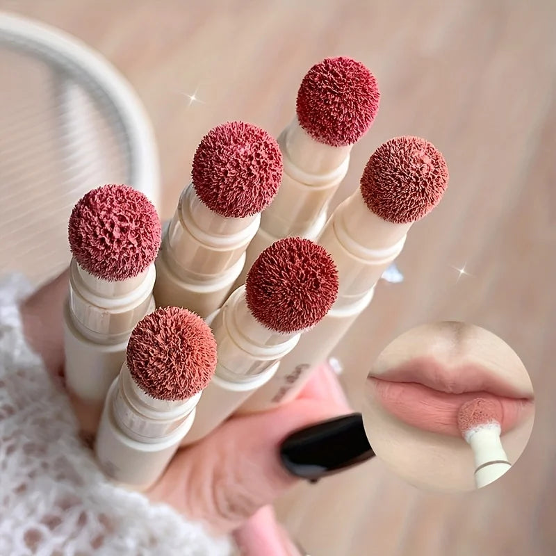 1PCS Velvet Matte Lip Glaze, Durable Cream Lipstick, Fadeless Velvet, Multicolor Makeup (Brown, Peach, Pink, Red) with Sponge Ap HIP