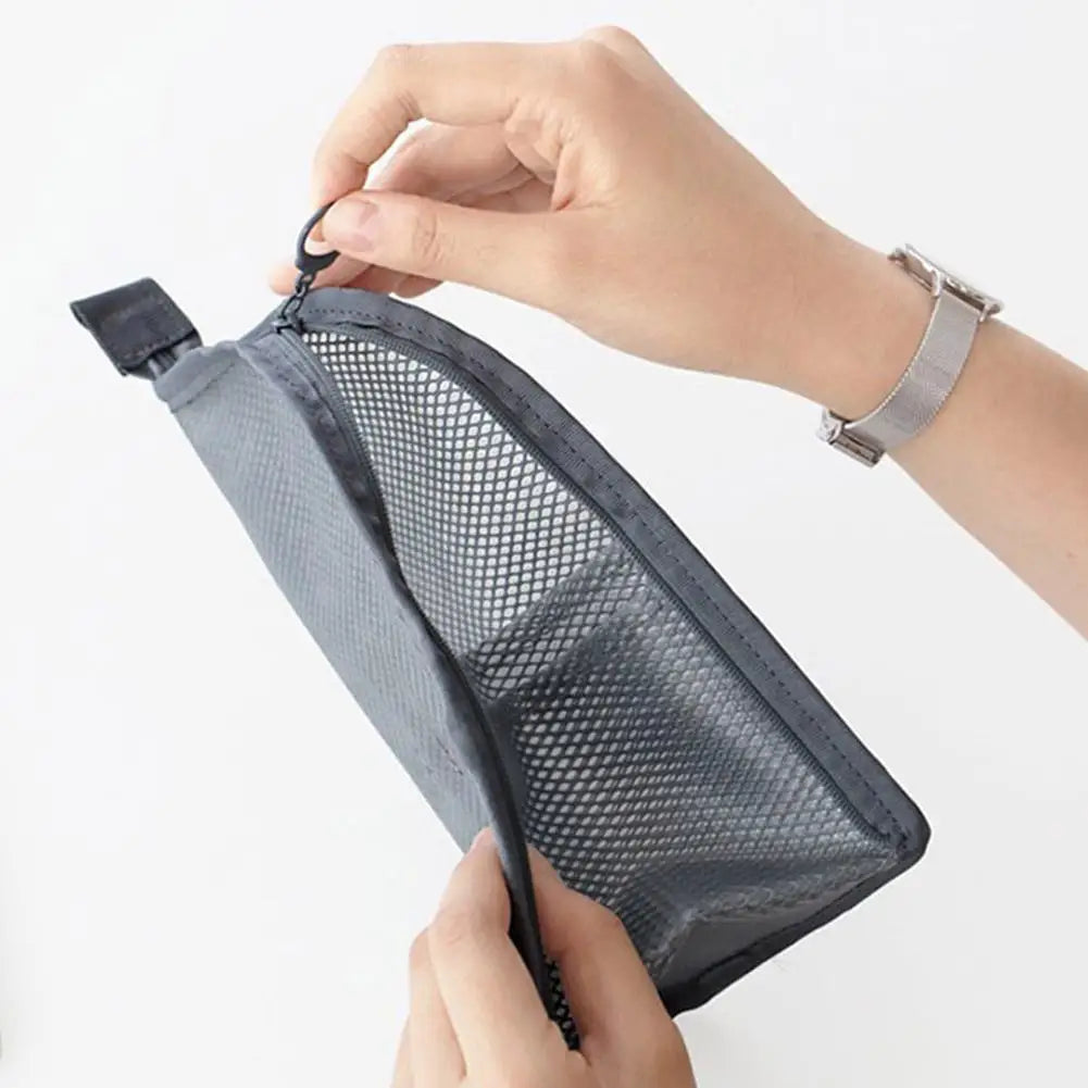 Portable Mesh Standing Toiletry Bag, Lightweight Foldable Clear Hanging Travel Organiser for Toothbrush & Travel HIP