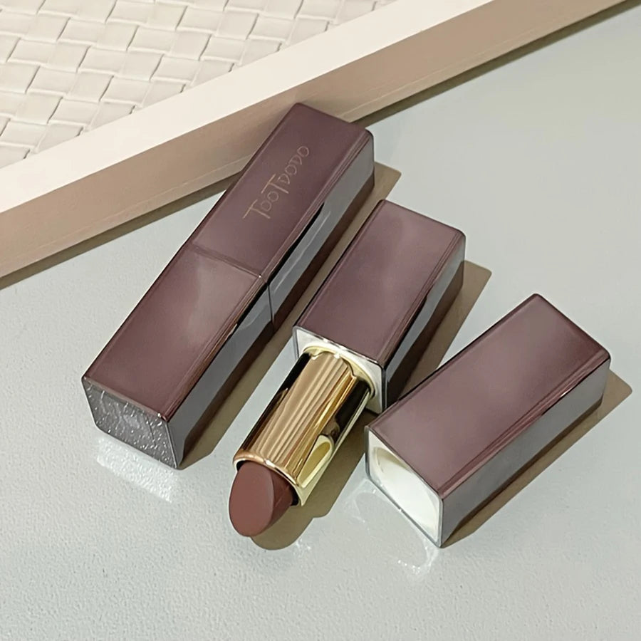 Available in 3 Shades Matte Lipstick Matte Velvet Waterproof Non-fading Lip Gloss That Enhances Color and Brightens Lips Suitabl HIP