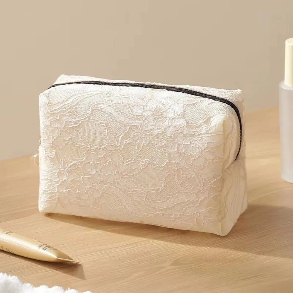Floral Lace Waterproof Makeup Bag – Travel Cosmetic Pouch Cosmetic Travel Bag HIP