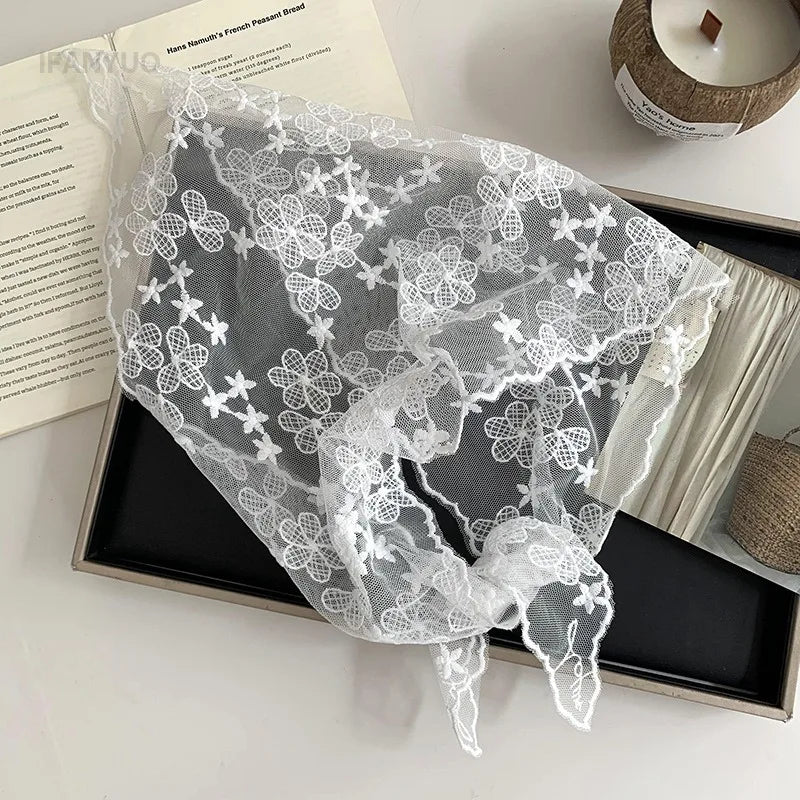 Women's Thin Style Lace Triangular Scarf Summer French Style Headscarf Headband Silk Scarf Retro Decoration Countryside Style HIP