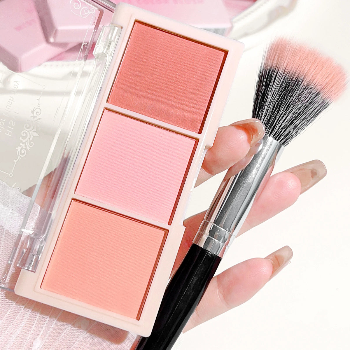 HISYI Three-Color Matte Blush – Natural Long-Lasting Finish Matte Blush Palette HIP
