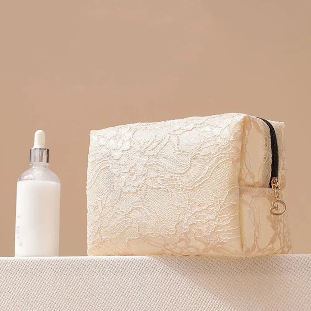Floral Lace Waterproof Makeup Bag – Travel Cosmetic Pouch Cosmetic Travel Bag HIP