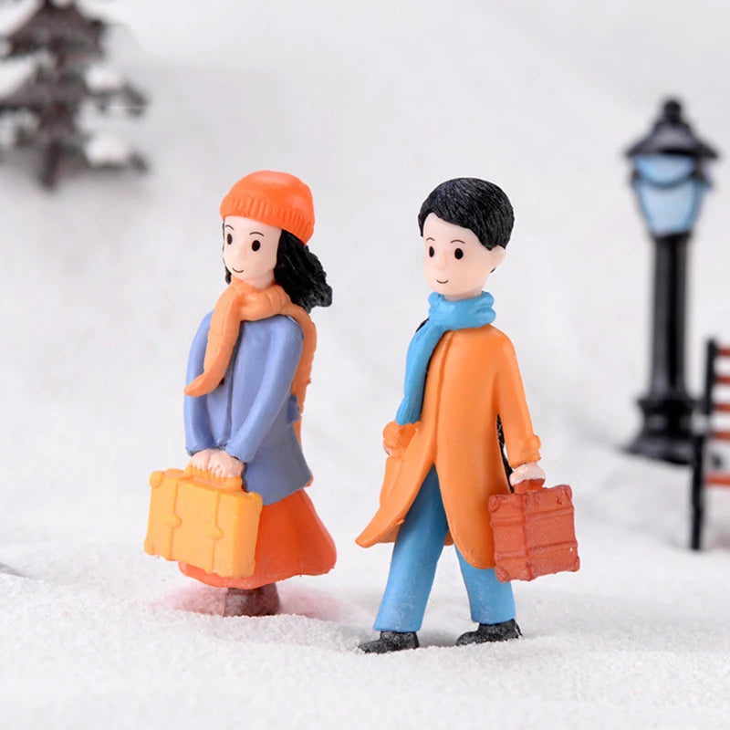 Miniature Couple Figurines – Fairy Garden & Dollhouse Décor Set Miniature Figurines HIP