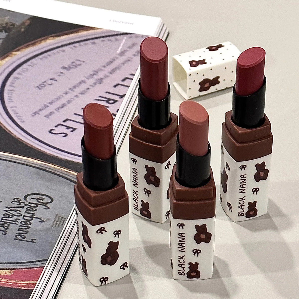 Nude Brown Matte Lipstick 4Colors Long Lasting Soft Mist Velvet Lip Mud Waterproof Low Saturation Sexy High Pigment Lip Gloss HIP