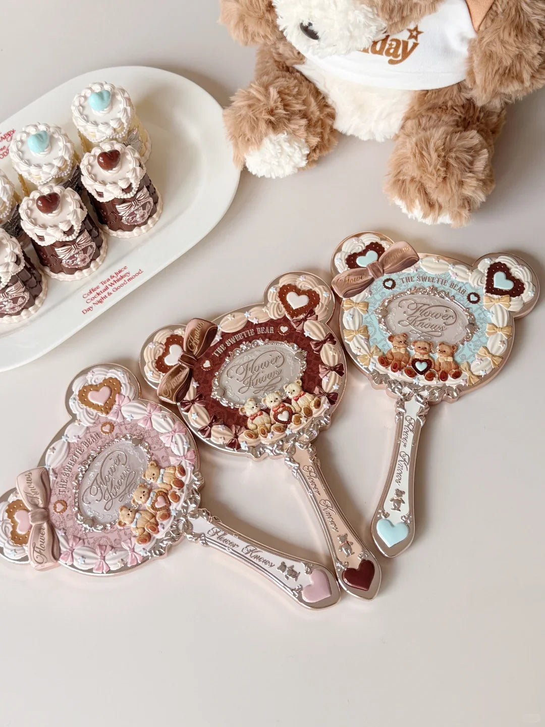 Flower Knows Sweet Bear Portable Compact Makeup Mirror Compact Makeup Mirror HIP