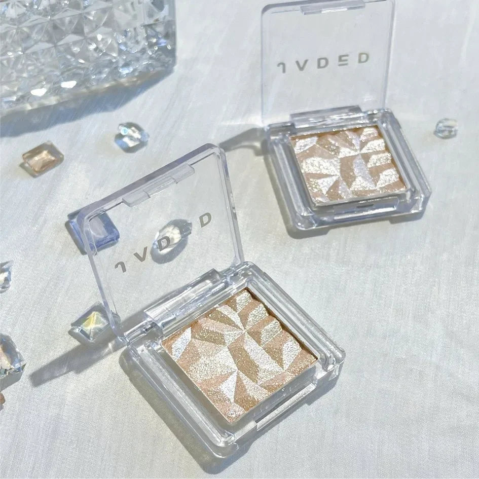 Highlighter Eyeshadow Palette Monochrome Diamond Sparkling Fine Shimmer Sequin Pearly Chameleon 3D Eye Shadow Pigment Contour HIP 03-1pc