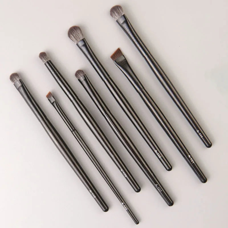 Eyeshadow Brush Kit Full Professional Lying Silkworm Eyeliner Eye Makeup Details fixing Powder Makeup Brushes Set Beauty Tools HIP