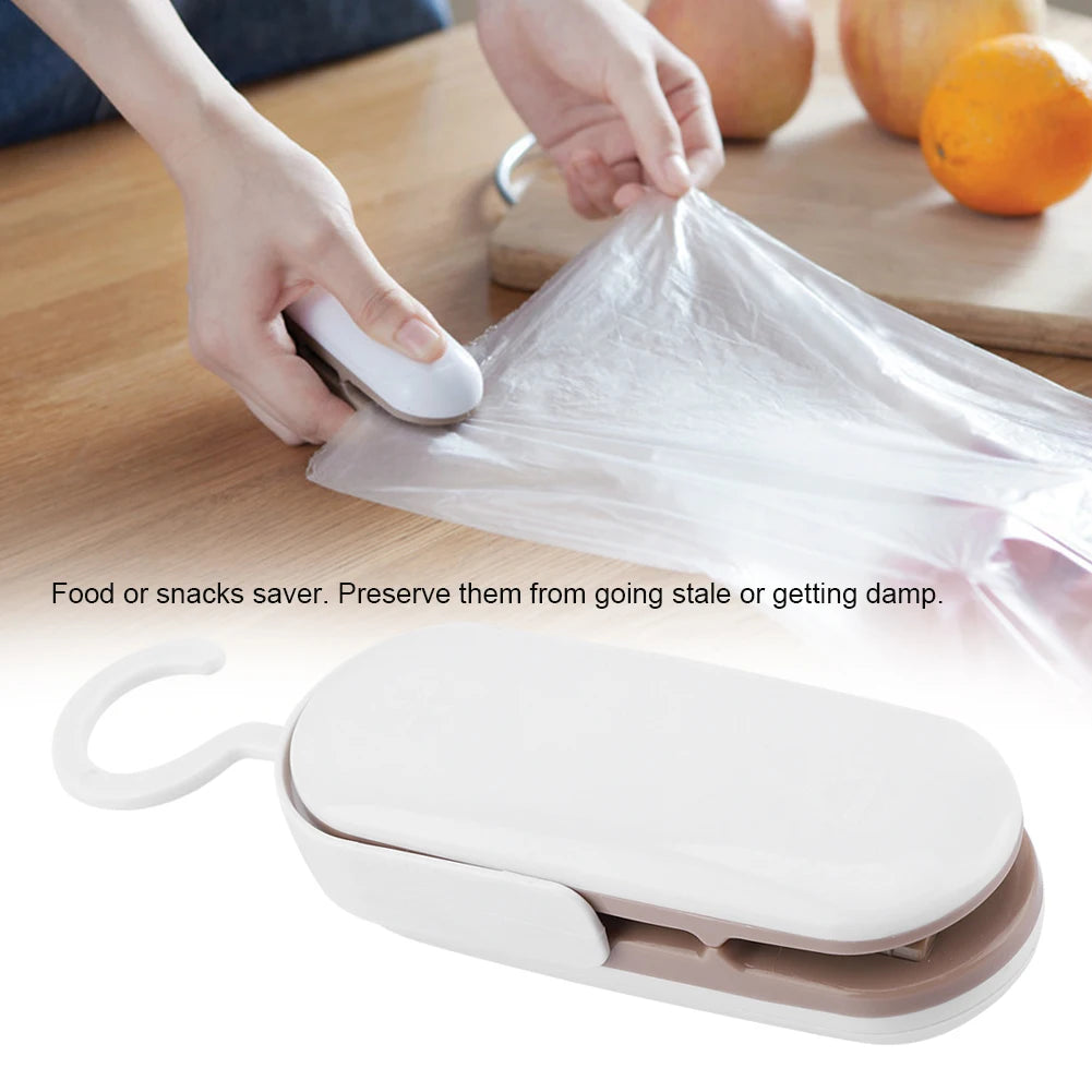 Handheld Heat Sealer Airtight Food Storage Mini Handheld Heat Sealer Plastic Bag Sealer Airtight Food Storage Battery Excluded HIP