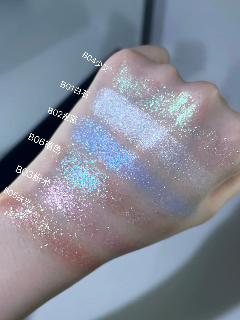 Coldnwild Glitter Eyeshadow – Shimmer Satin Finish | Purple Blue Glitter Eyeshadow HIP