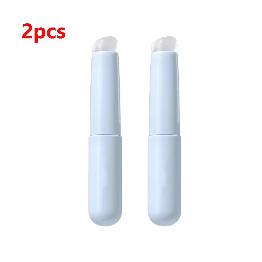 RUZOFO Silicone Lip Brush with Cover – Reusable Applicator Silicone Lip Brush HIP C534-Blue 2pcs