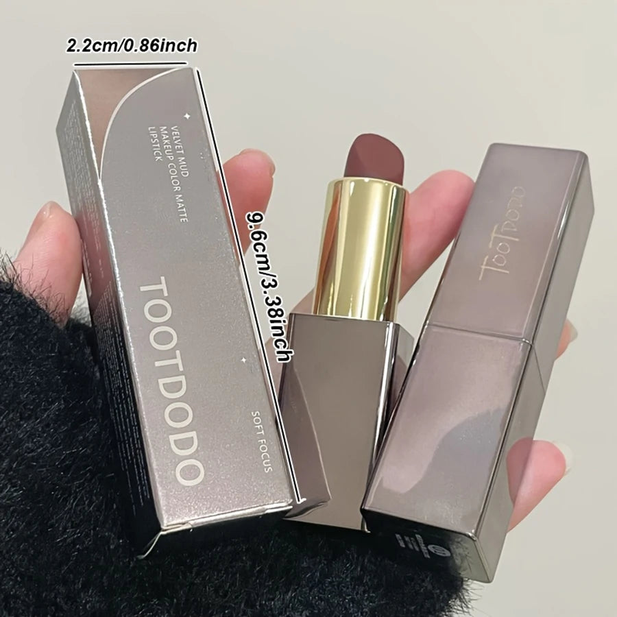Available in 3 Shades Matte Lipstick Matte Velvet Waterproof Non-fading Lip Gloss That Enhances Color and Brightens Lips Suitabl HIP