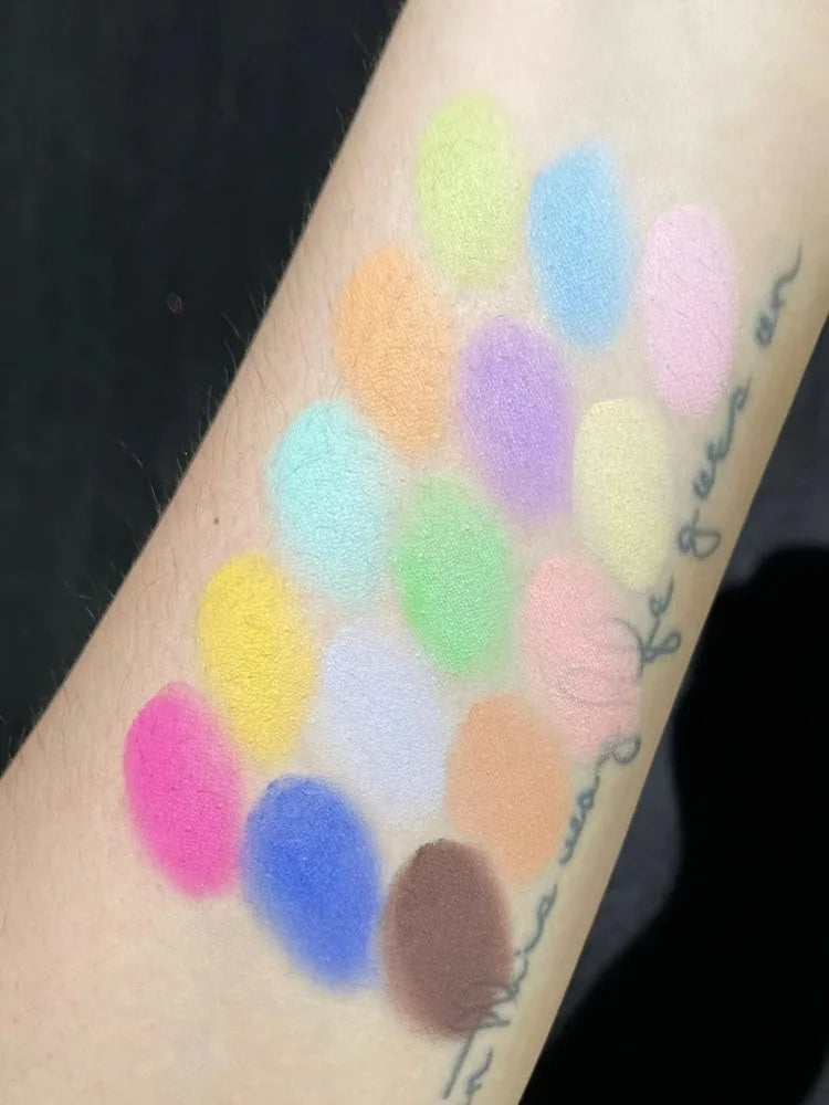 Ucanbe 15-Color Matte Eyeshadow Palette – Macaron Rainbow Eyeshadow Palette HIP