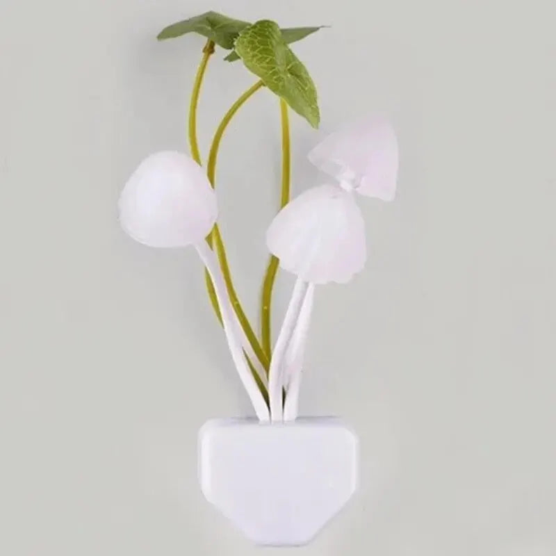 Novelty Mushroom Fungus Night Light EU & US Plug Light Sensor 220V 3 LED Colorful Mushroom Lamp Led Night Lights HIP