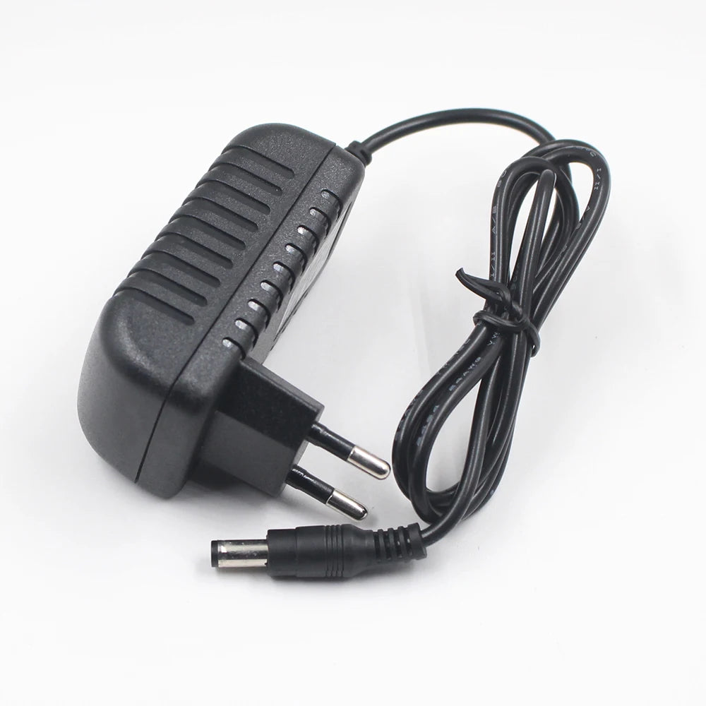 8.4V 2A Universal Lithium Battery Charger – DC 5.5x2.1mm Lithium Battery Charger HIP
