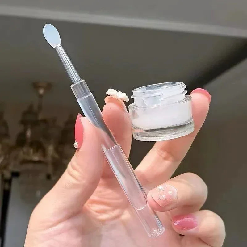 Silicone Lip & Eyeshadow Brush with Dustproof Cover | HIP Silicone Makeup Brush HIP