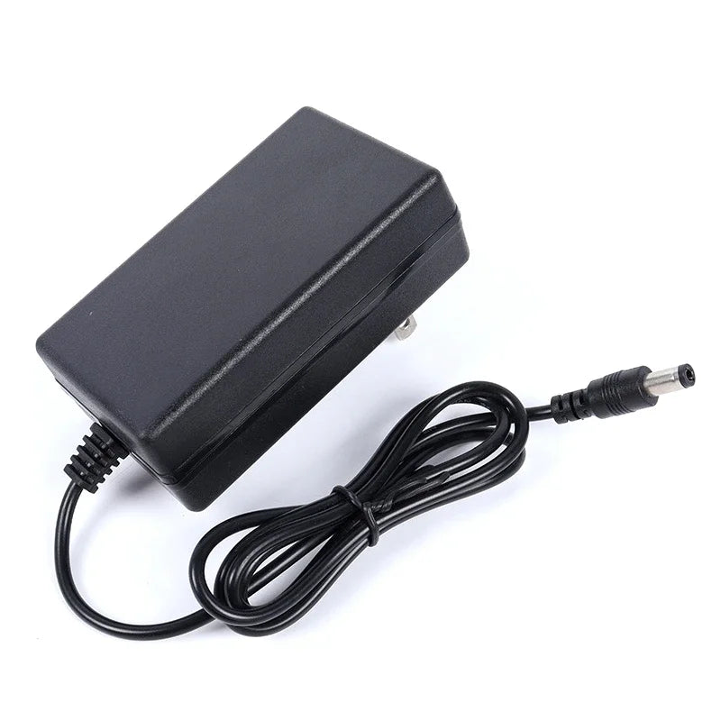 21V 2A Smart 18650 Li-ion Battery Charger – DC 5.5mm Plug Lithium Battery Charger HIP
