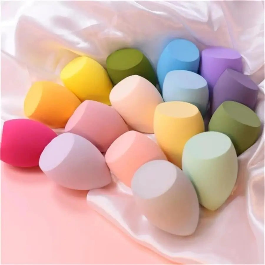 4-Piece Bevel Cut Makeup Sponge & Powder Puff Set | HIP Makeup Sponge Set HIP