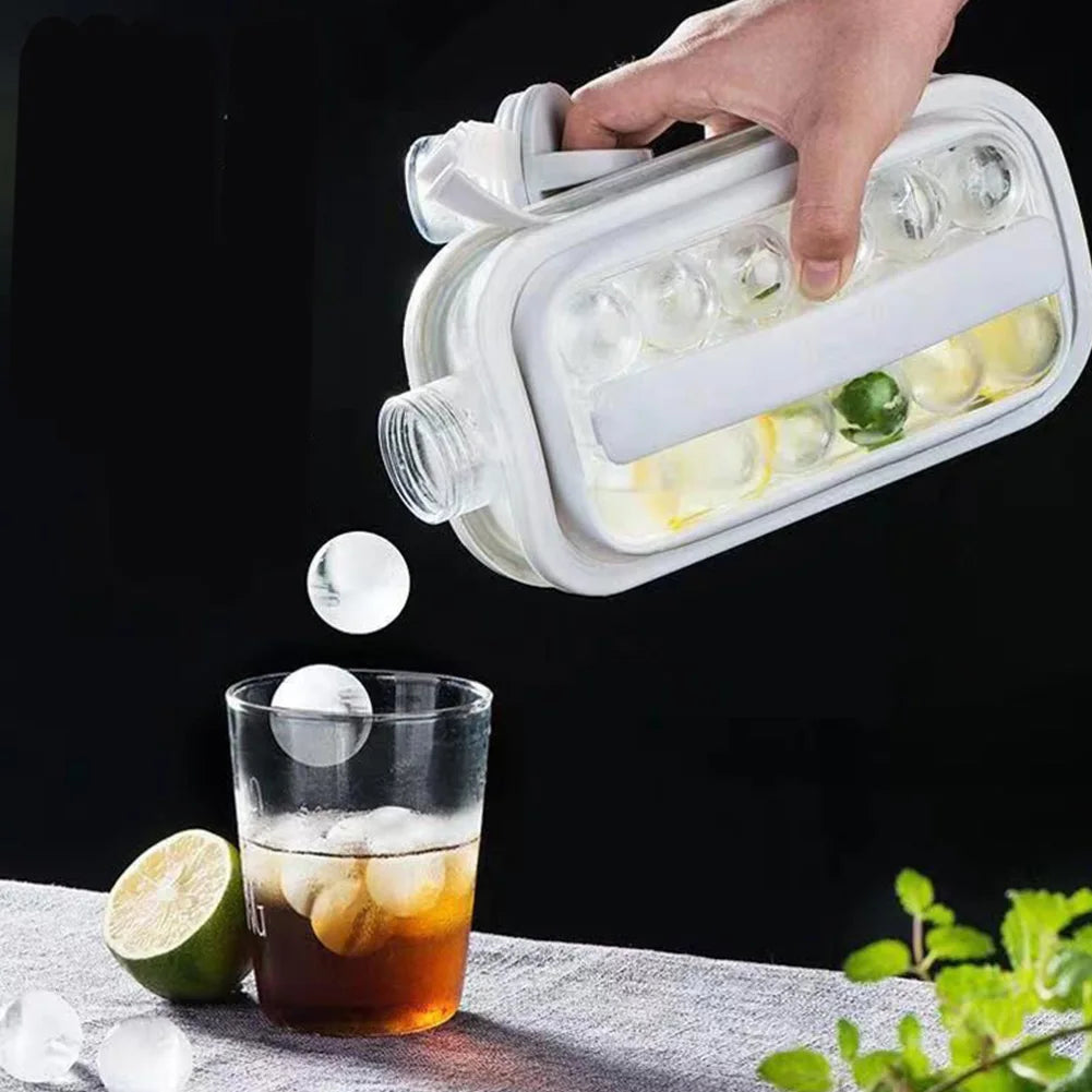 Ice Cube Tray 2-in-1 Portable Puck Making Water Bottle with 17 Grid Flat Lid Cooling Popsicle/Cube Molds HIP