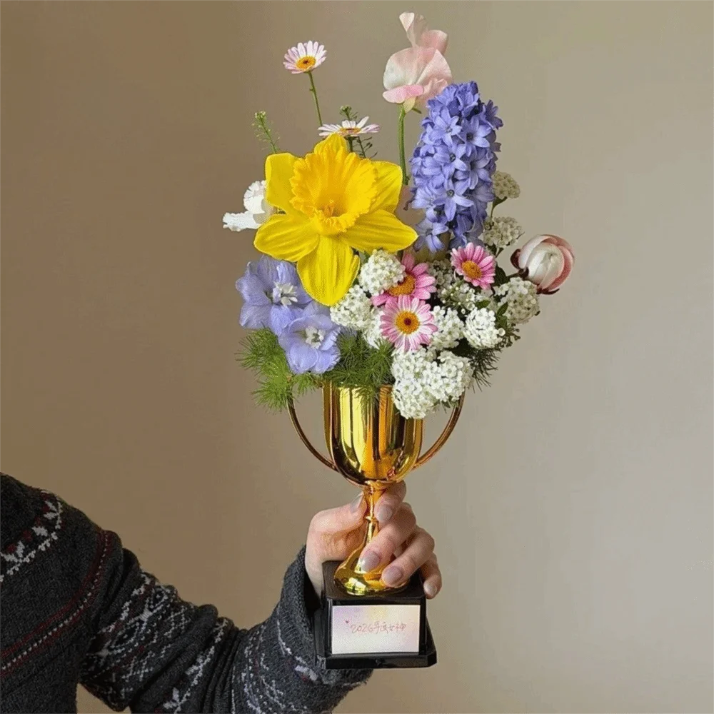 Trophy Shape Flower Vase – Gold & Silver Floral Container Decorative Flower Vase HIP