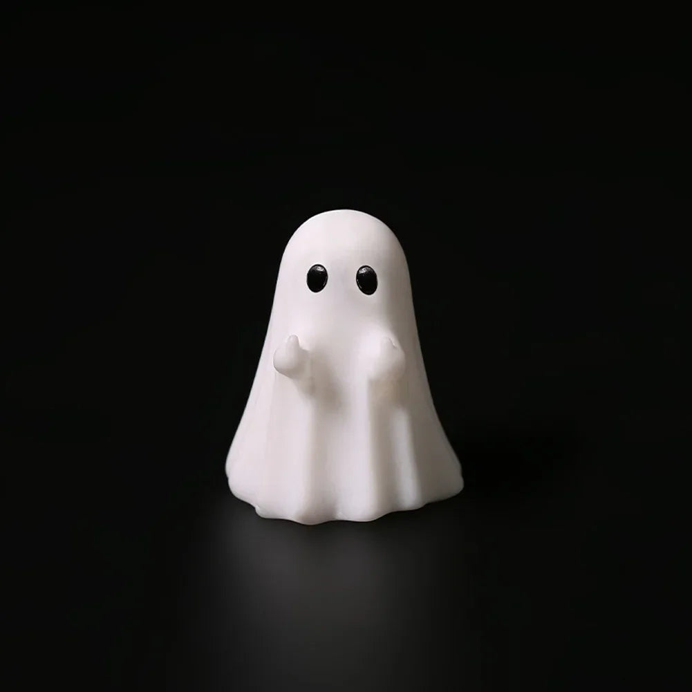 Cute Funny Mini Ghost Resin Figurine Middle Finger Ghost Halloween Desktop Party Ornament Heart Holding Ghost Statue Decoration HIP 01