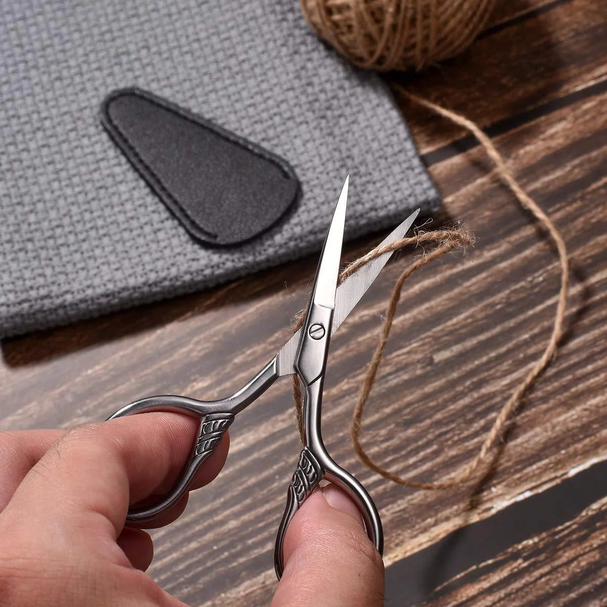 Stainless Steel Beard Clipper Makeup Clipper Eyebrow And Eyelash Clipper HIP