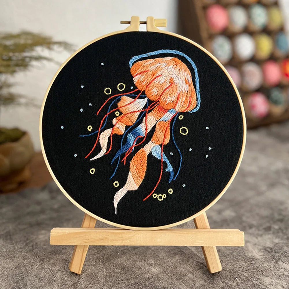 New Cartoon Jellyfish with 20cm Plastic Circle Cross Embroidery Tool DIY Craft Jewelry 3D Cartoon Cross Embroidery Craft Set HIP